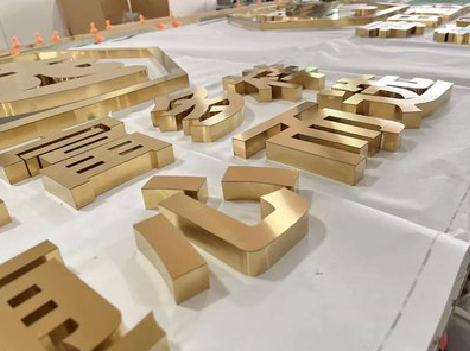 温岭拉丝不锈钢字的特点。